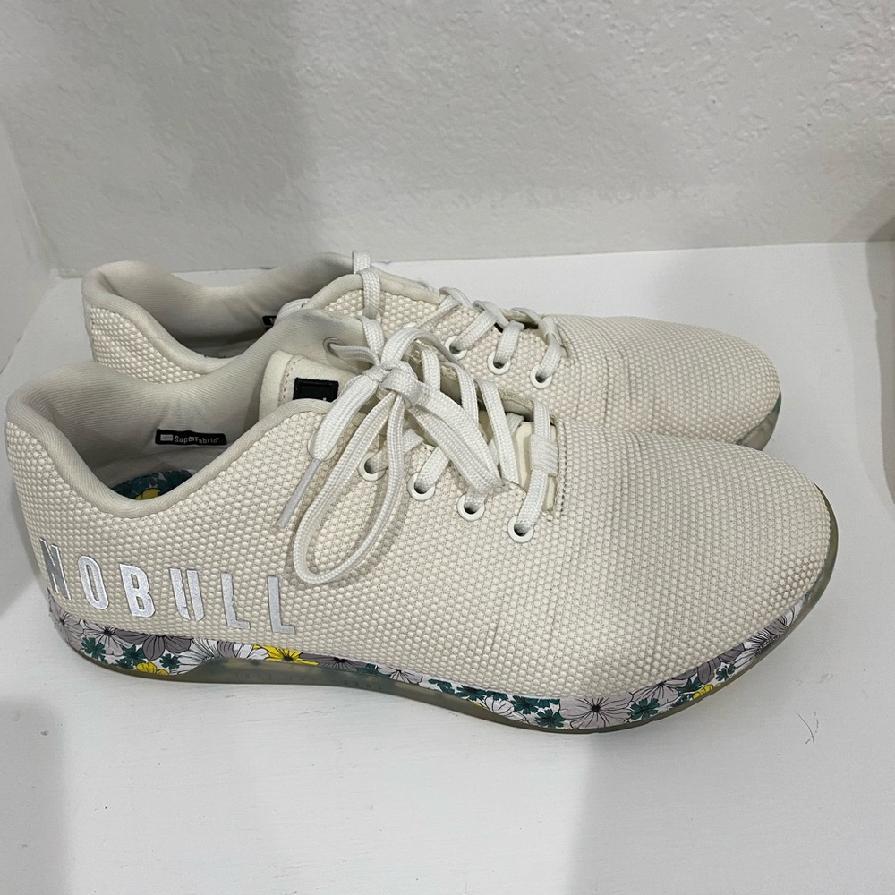 NOBULL MENS size 11.5